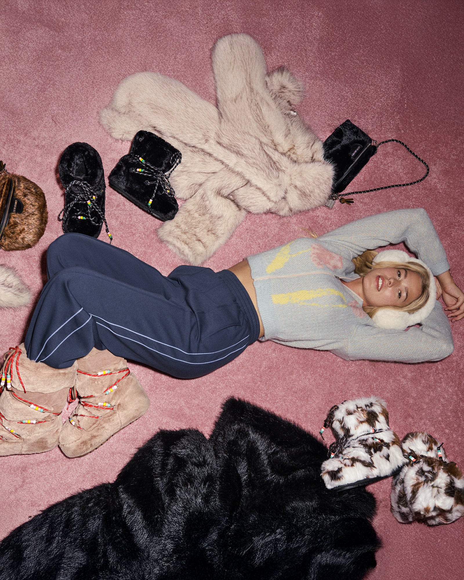 ALL OVER FAUX EARMUFFS ANTIQUE WHITE