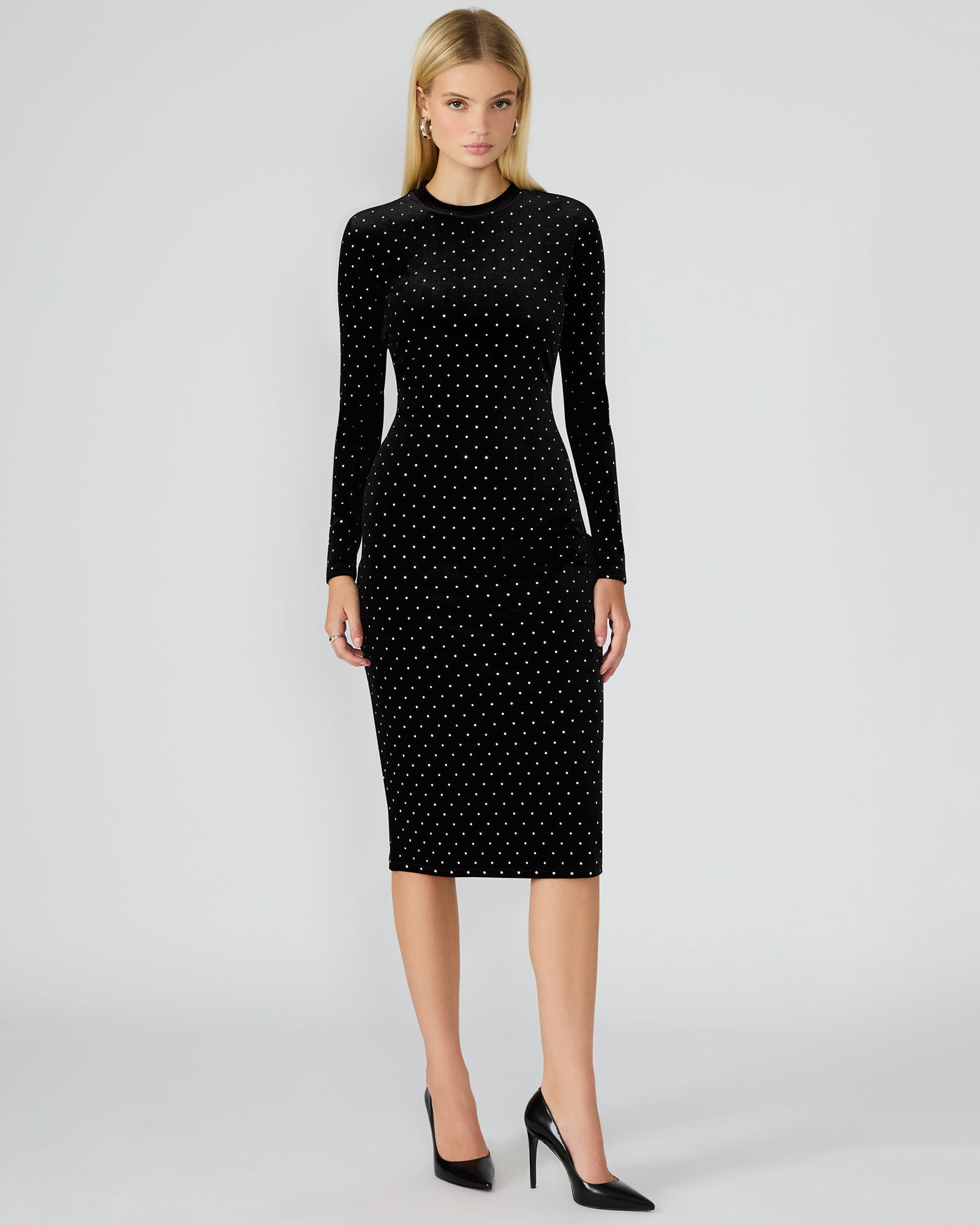 HAILEE STUDDED VELVET DRESS BLACK
